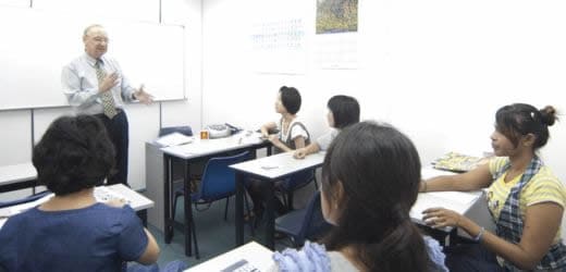 インターカルチュラル・ランゲージ・スクール（Inter-Cultural Language School）7・14・21・28日